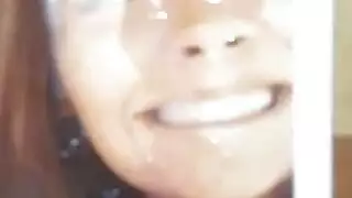كاسيدي وأليكسيس فوكس في ثنائي جنسي صريح مع نائب الرئيس