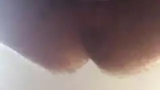زوجة خائنة تمارس الجنس بقوة مع أحدث فحل في الحي