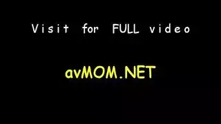 ثنائي ناضج من نساء milf في حركة 69 فوضوية وصعبة