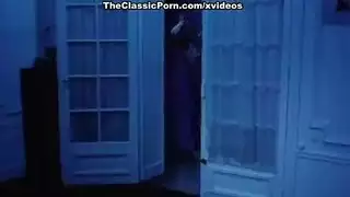جنس أخوي كلاسيك: شغف غير مقطع على السرير