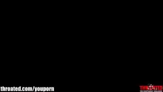 خاتمة فموية: ابتلاع سائله الساخن