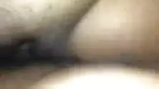 خشن وعميق: زب ضخم يمزق الكس في مشهد نيك متطرف
