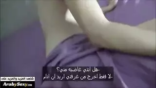 أول مرة للأخ يعلم أخته العذراء كيفية ممارسة الجنس