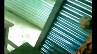 فتاة كاميرا عربية تفتح ساقيها وتستمني مباشر