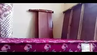قتال سيدة ناضجة ويونغ