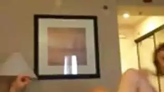 مشهد خارجي صريح: نكاح صديقته بشراسة