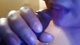 زوجة قرنية والتدخين الساخن لاتينا يستمتعان كثيرًا مع رجل كلاهما يحب