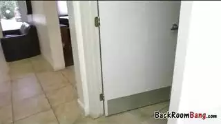 أنين بأعلى صوت الآسيوية تُدك حتى النشوة
