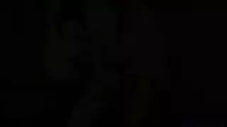 حفر ناضج عميق يجعل مراهقة تذوب وترتجف