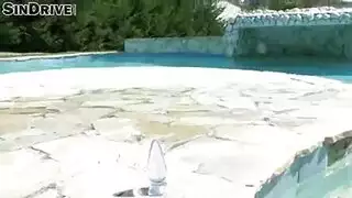 بنت تاخذ زبرين في طيزها عنيف