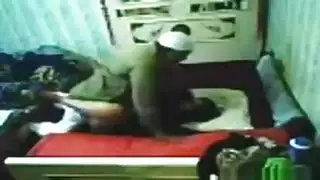 ابن ينيك امو المنقبة في المطبخ