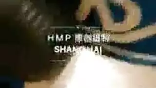 الشاب الرياضي يضرب زوجة جو الناضجة الشهوانية
