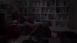 متسلل المكتب يُهيمن عليه ويملؤه السائل المنوي