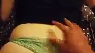 لعبة الورق مع الأخت