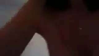 مراهقات بالكاد قانونيات في جماع جماعي جامح