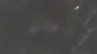 زوجة يابانية تتصور