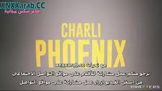 صاحبة المنزل الناضجة تتوق لعصا صلبة ضخمة في مشهد جنسي صريح