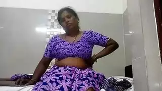 الطالب يتوق لتمديد كرات بالاختراق المزدوج العميق