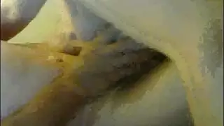 جميلة تركية في جماع جماعي قاسٍ مع قذف على الوجه