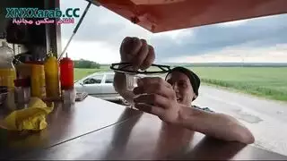 مص علني ونيك سريع: مقطع إباحي عاجل