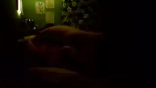 الثعلبة الفضية milf تستمتع بهيمنة القضيب الشاب القاسي