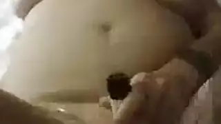 ربة منزل ممتلئة جلسة إباحية غير متوقعة