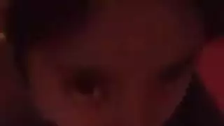 شقراء هاوية تفرك كسها المبلل على السرير