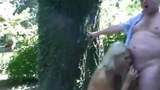 متعة وجاذبية مدفوعة بالكس