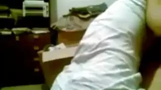 مصرية تدعك زبه