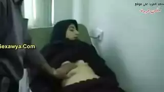 سكس لعب في بزازهم