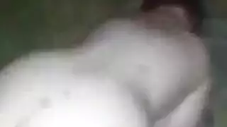 مص عنيف وجنس من الخلف مع شقراء مثيرة