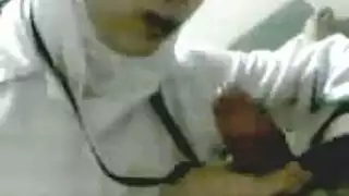 ممرضة مص يضحك