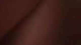 لاتينا مجهولة تمص قضيب أسود عملاق بشغف