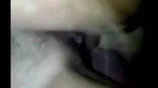 جماعي في الحظيرة: الحصان يدفع عاهرات مستعدات