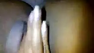 عاهرة شقراء صغيرة تتوسل لممارسة جنس ثلاثي خشن وقضيب كبير