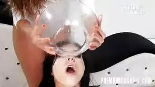 ثلاثية سحاقية تنتهي بقذف ساخن