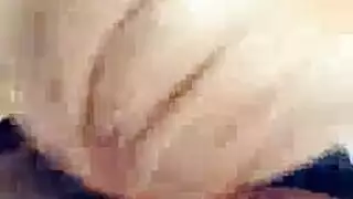 مص مزدوج وعرض لشاهد شهواني من قبل نيكوليت وتشيري