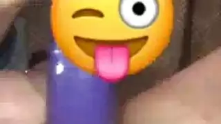 أناماناغي اليابانية تمص القضيب بعمق في فيلم إباحي
