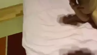 ولد يخنق بنت و يربطها و يغتصبها