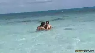 سكس نيك كس فتاه صغير جميل من اسود يفشخ كسها