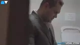 حفلة ناتشو حارة تتحول إلى جنس جماعي صريح