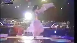 رقصة البطن تتحول إلى جنس شرجي قاسي