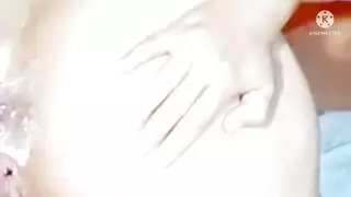 الزوجة العربية المطيعة تمتد شرجها الضيق من قبل الطاقم