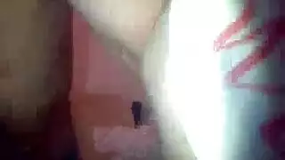شاب يرضع زبو لاي بنت يشوفا