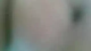 زوجة أعز أصدقائي تريد أن تلعب مع قضيبي