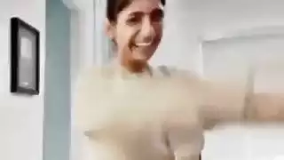 ثلاثي عربي xxx: مص ووضعية الكلب