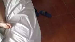 عاهرة تركية مسلمة تنزعج عندما يزورها سائح أمريكي