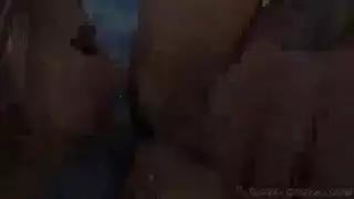 ينيك كس صناعي ويتفاجا انه اخته