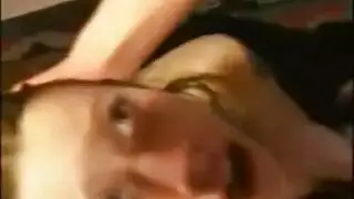 يبكي لدة