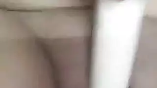 كس عربي xxx يتم تناوله بخضار ولعبة شمع